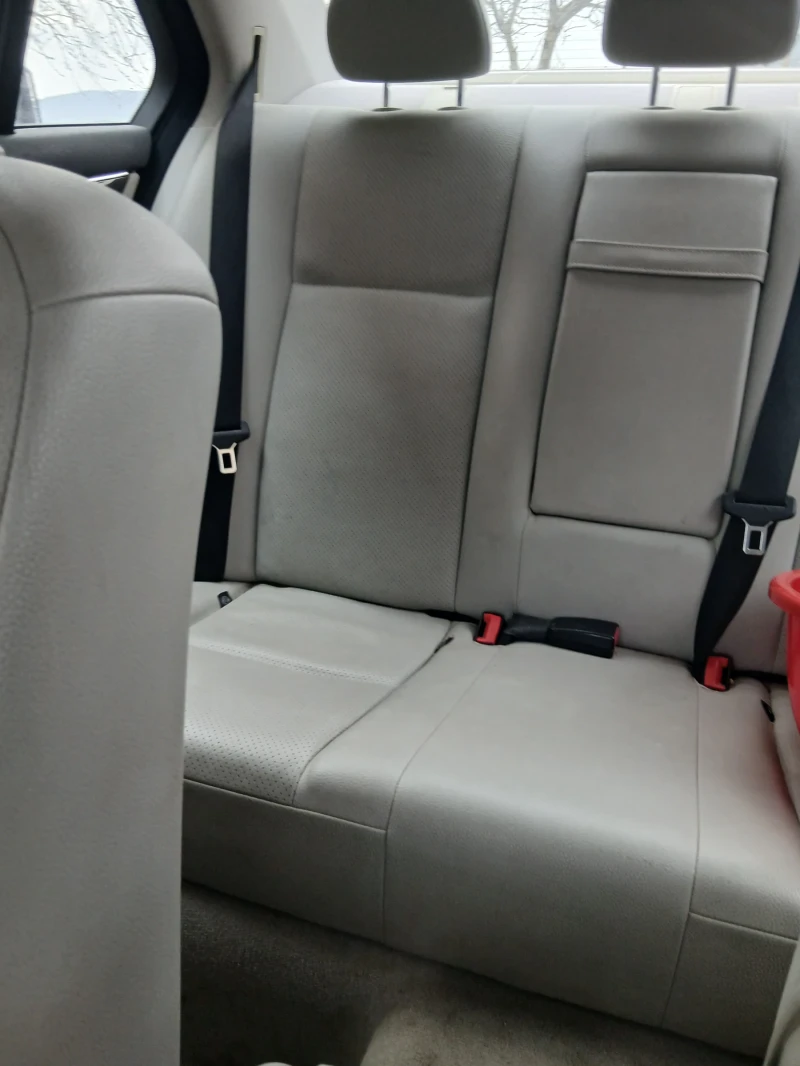 Mercedes-Benz C 200, снимка 7 - Автомобили и джипове - 52863998