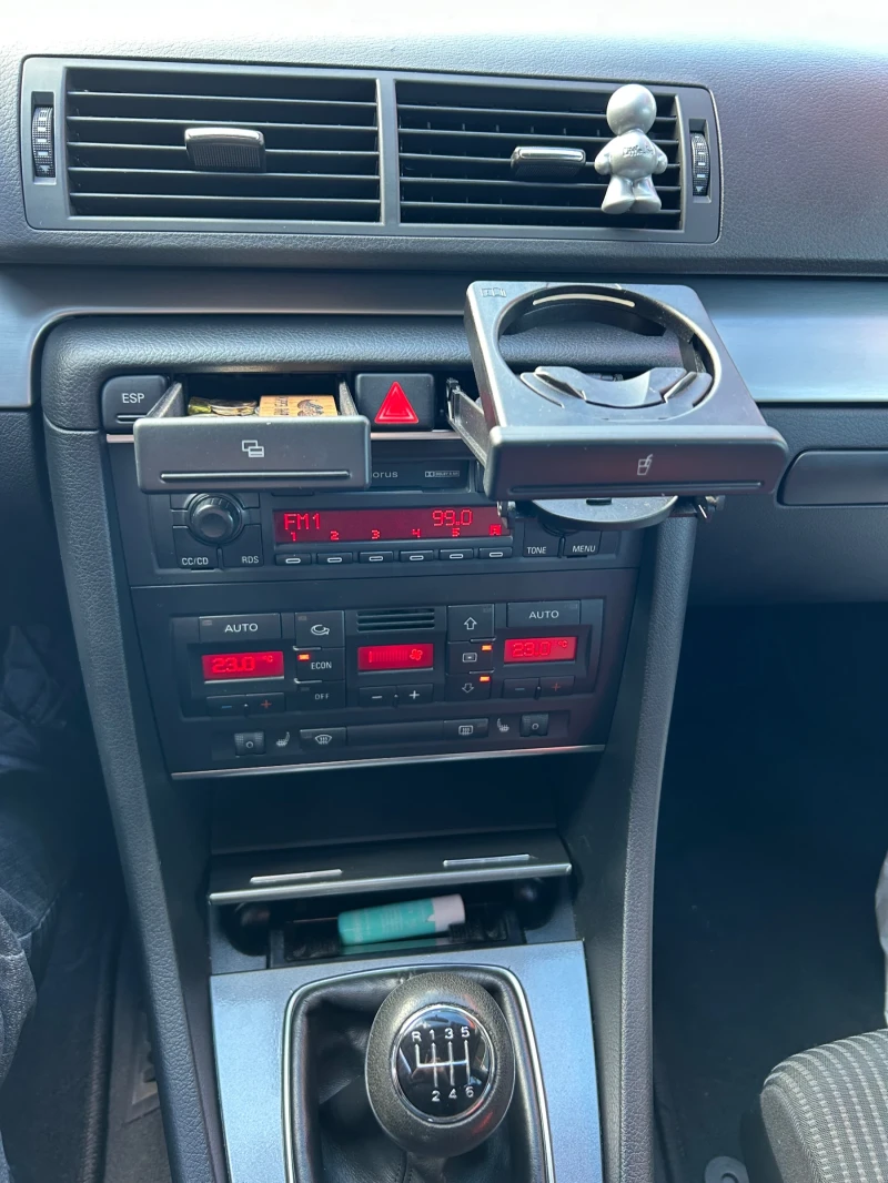 Audi A4, снимка 10 - Автомобили и джипове - 52940770