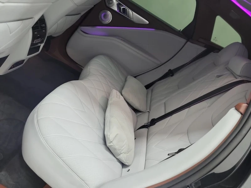 BMW XM * SPORTS ACTIVITY VEHICLE * CARFAX * , снимка 12 - Автомобили и джипове - 53055794