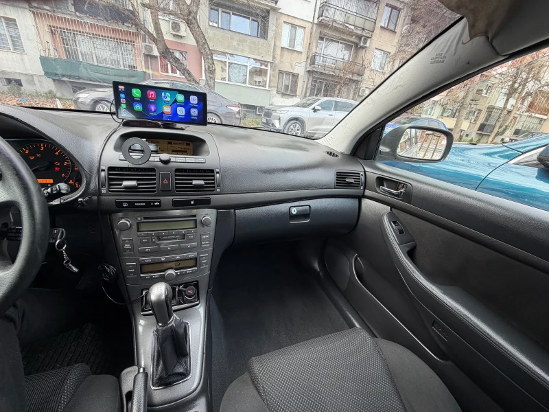 Toyota Avensis, снимка 17 - Автомобили и джипове - 53097660