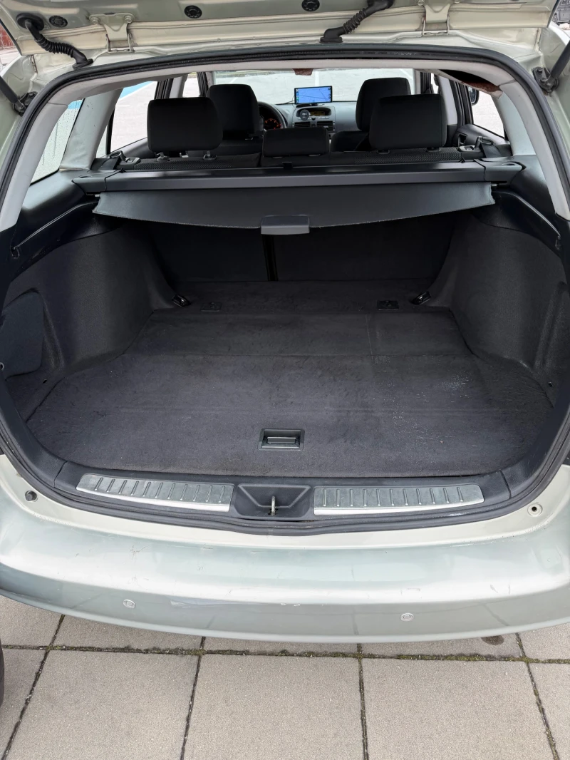 Toyota Avensis, снимка 10 - Автомобили и джипове - 53097660