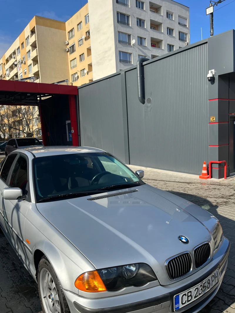 BMW 318, снимка 3 - Автомобили и джипове - 53140538
