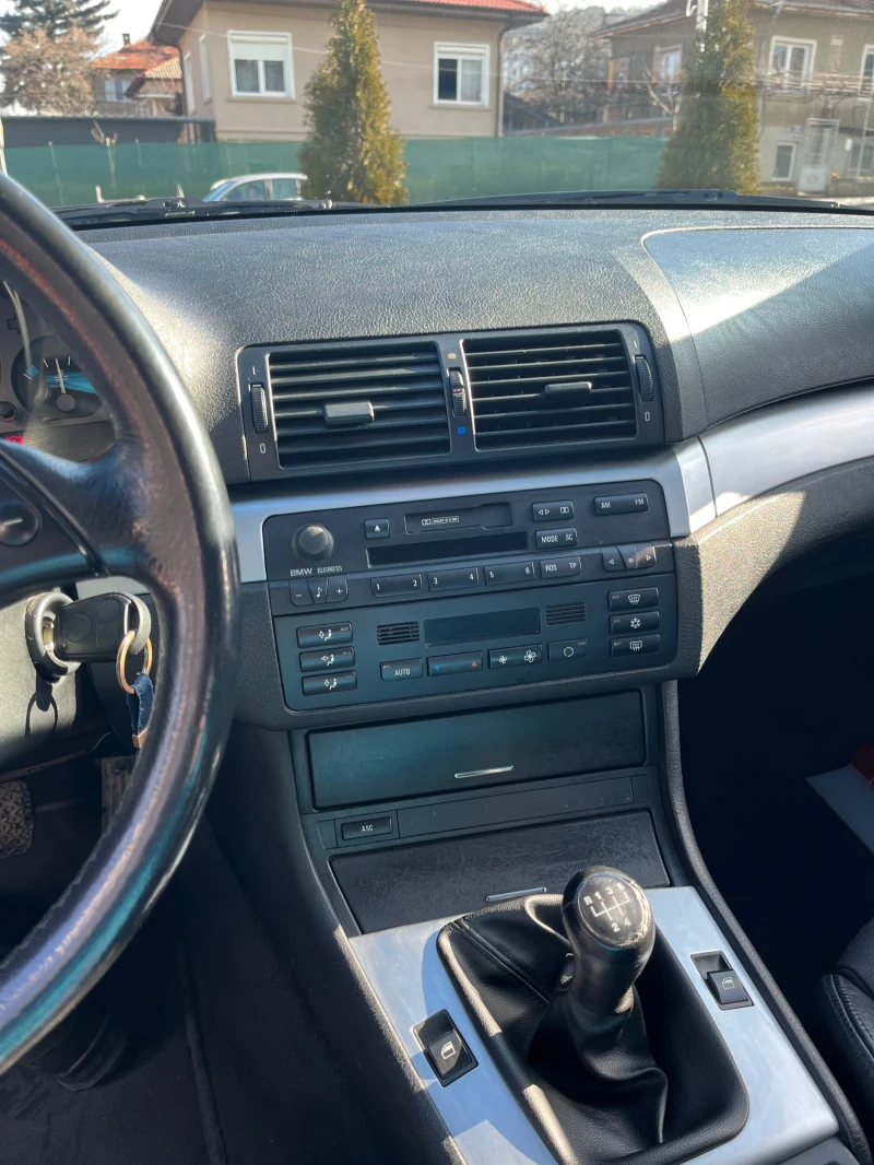 BMW 318, снимка 12 - Автомобили и джипове - 53140538