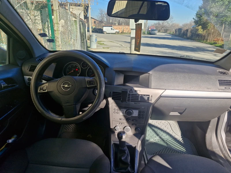 Opel Astra 1.7, снимка 2 - Автомобили и джипове - 53274014