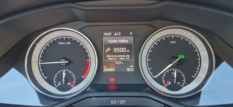 Skoda Superb Limo Laurin & Klement, 6DSG, 4x4, снимка 12 - Автомобили и джипове - 53407885