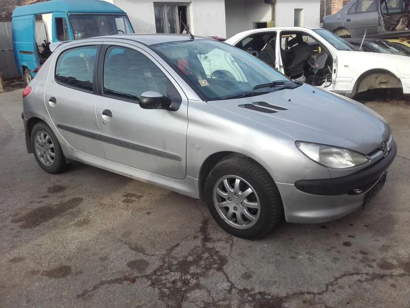 Peugeot 206, снимка 2 - Автомобили и джипове - 13722890