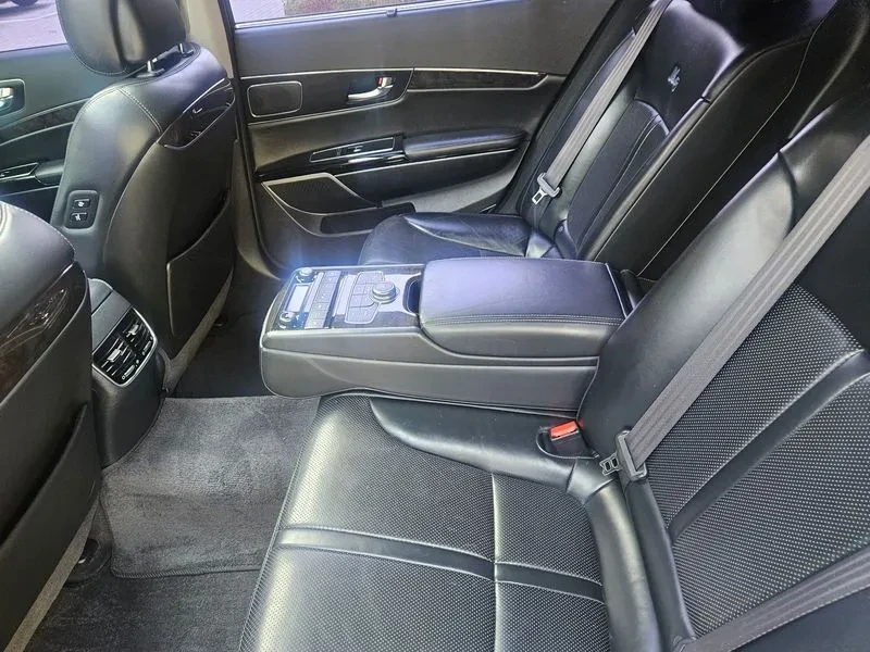 Kia K9 3.3 | Mobile.bg � ����������� 12