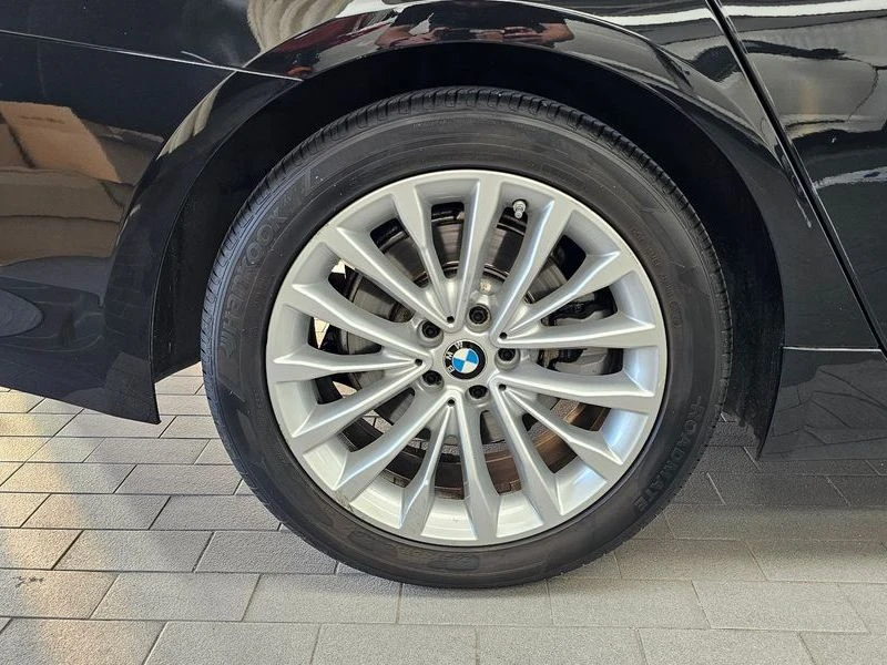 BMW 520 520I Luxury, снимка 5 - Автомобили и джипове - 55963564
