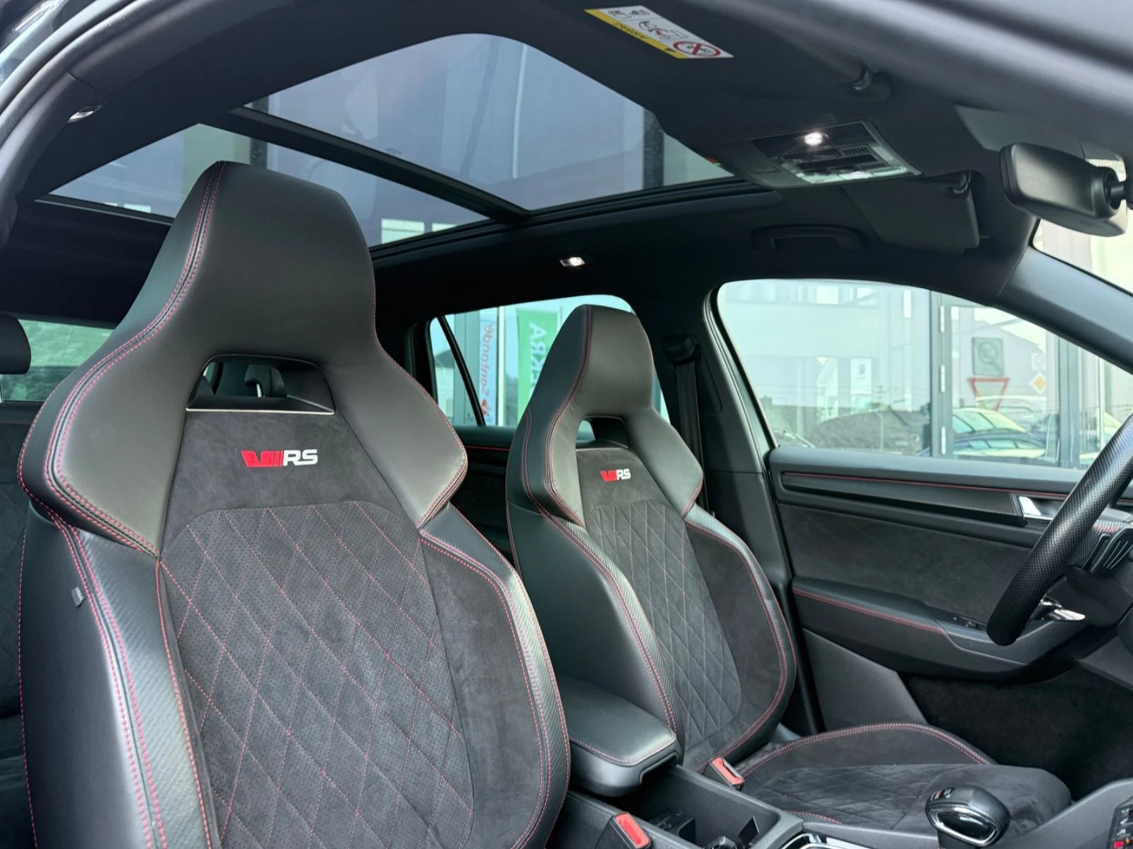 Skoda Kodiaq 2.0TDI/239HP/RS/4X4/DSG/PANO/7SEATS/360/AMBI/139v | Mobile.bg   15