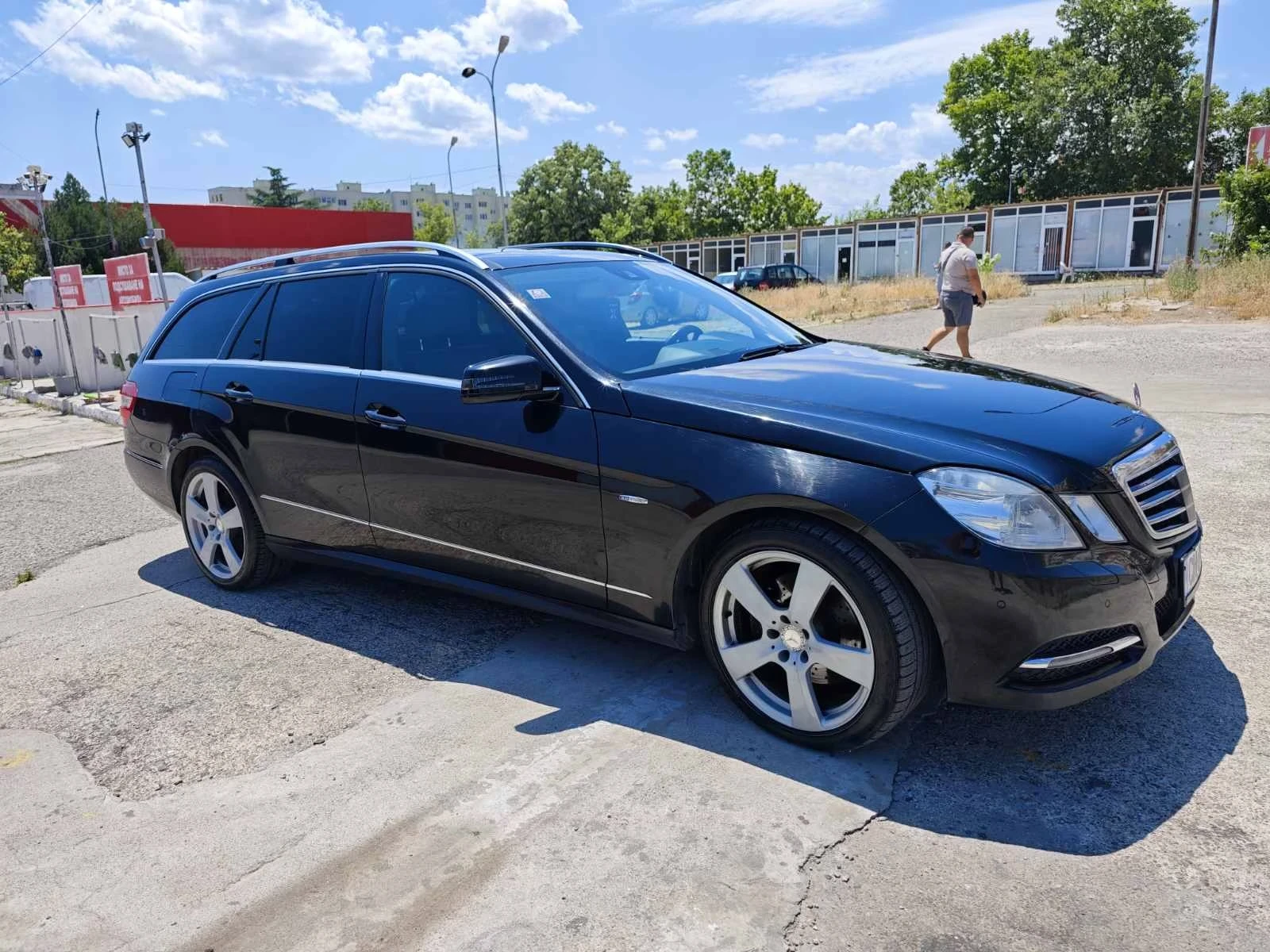 Mercedes-Benz E 350  - изображение 4