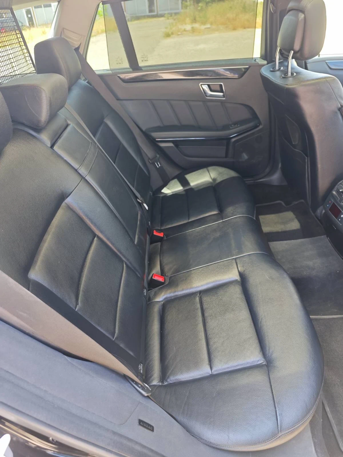 Mercedes-Benz E 350  - изображение 10