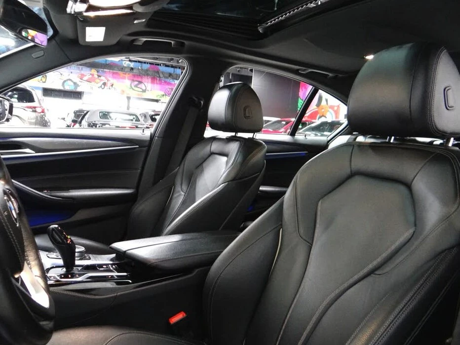 BMW 530 XDRIVE * AMBIENT * CAMERA * PANO * LED * NAVI - изображение 6