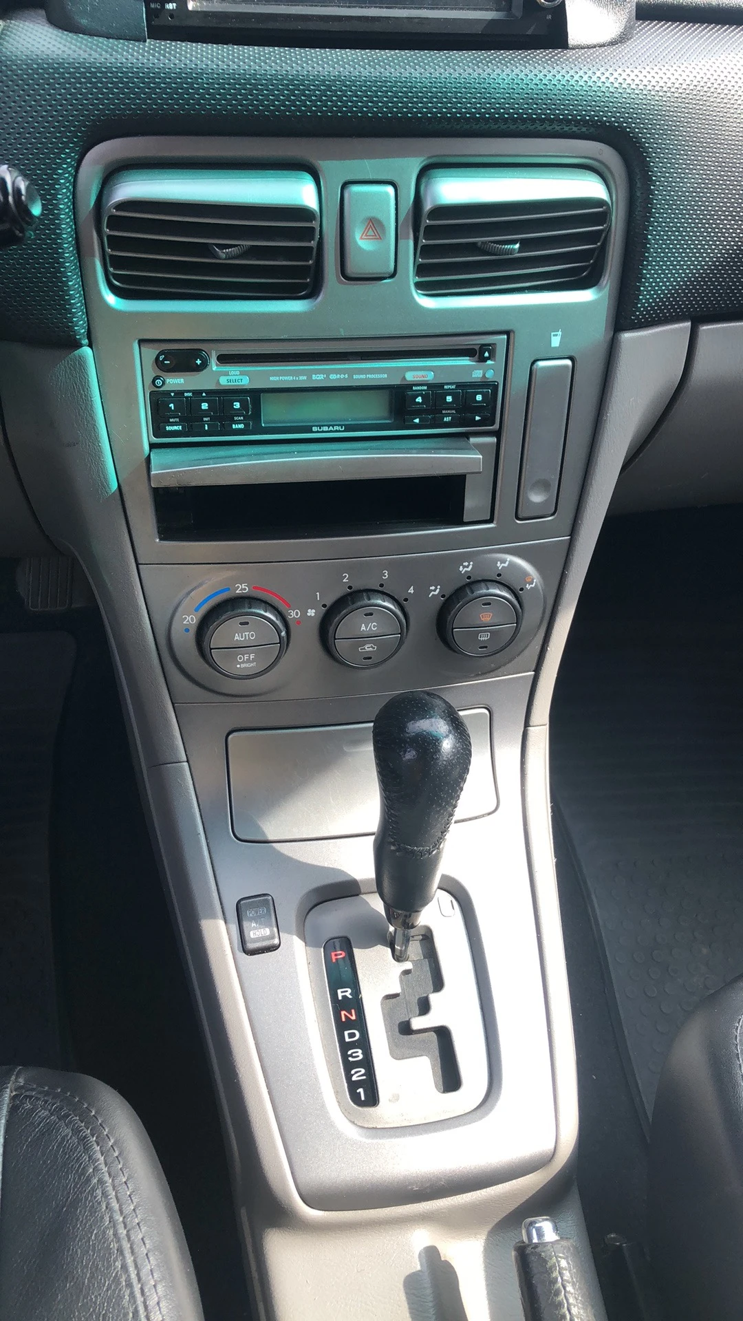 Subaru Forester 2.0 TURBO - изображение 8