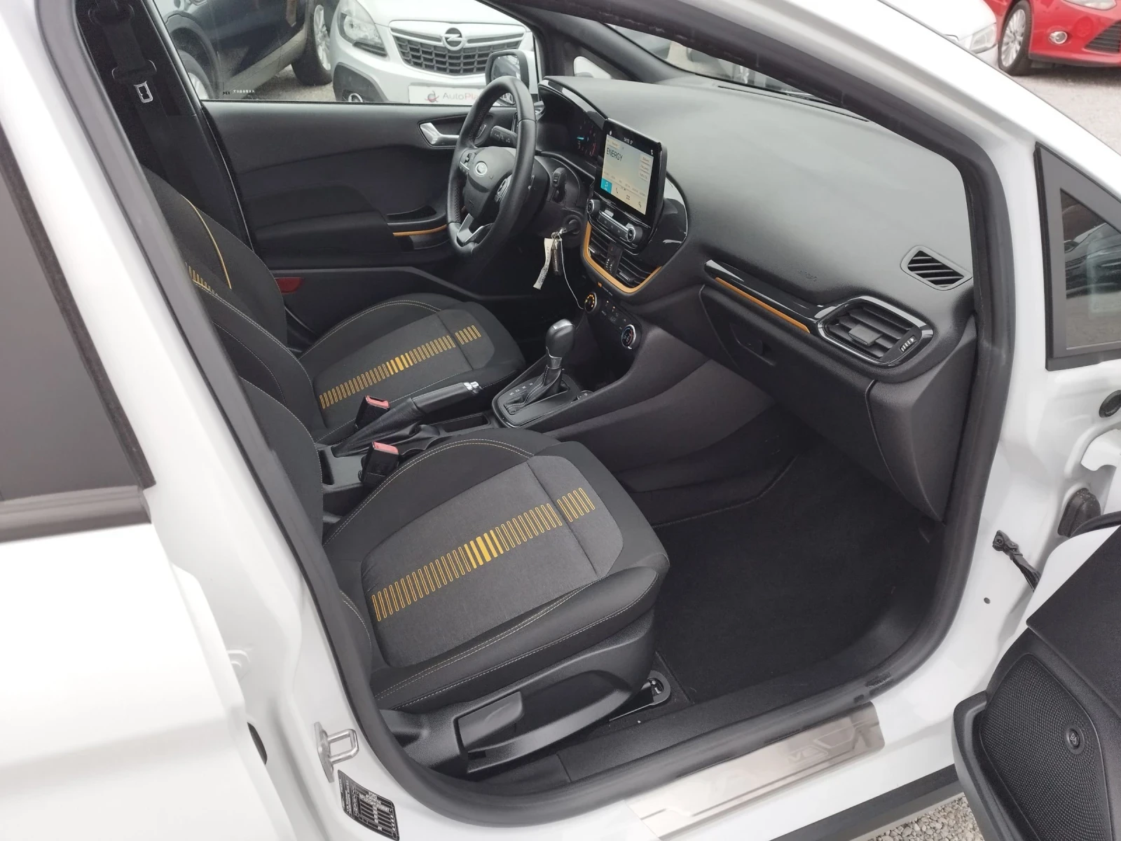 Ford Fiesta 1.0� ACTIV-������� | Mobile.bg � ����������� 13