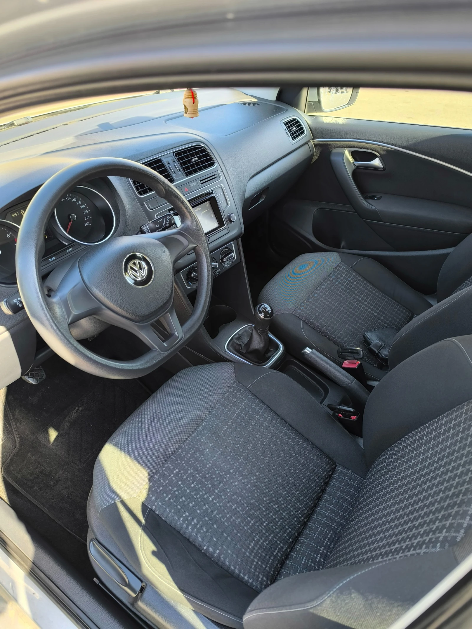 VW Polo 1.2  - изображение 8