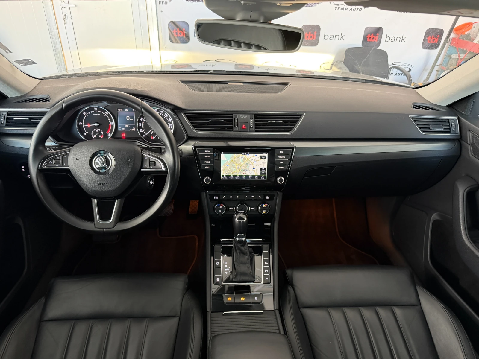 Skoda Superb 2.0TDI* 190кс* ПЪЛНА ИСТОРИЯ В SKODA, снимка 9 - Автомобили и джипове - 53914087