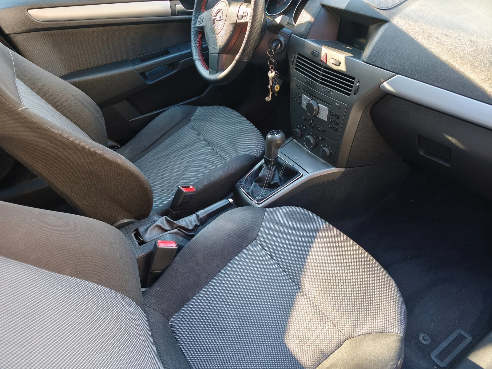 Opel Astra, снимка 6 - Автомобили и джипове - 54400454