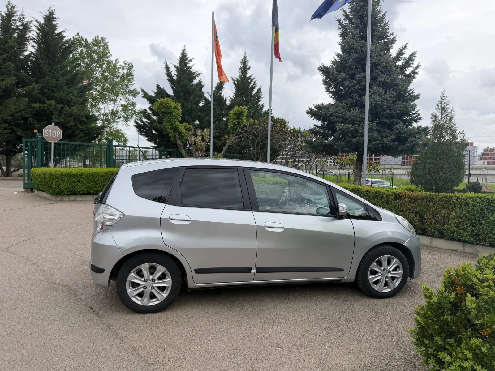 Honda Jazz, снимка 8 - Автомобили и джипове - 54523027