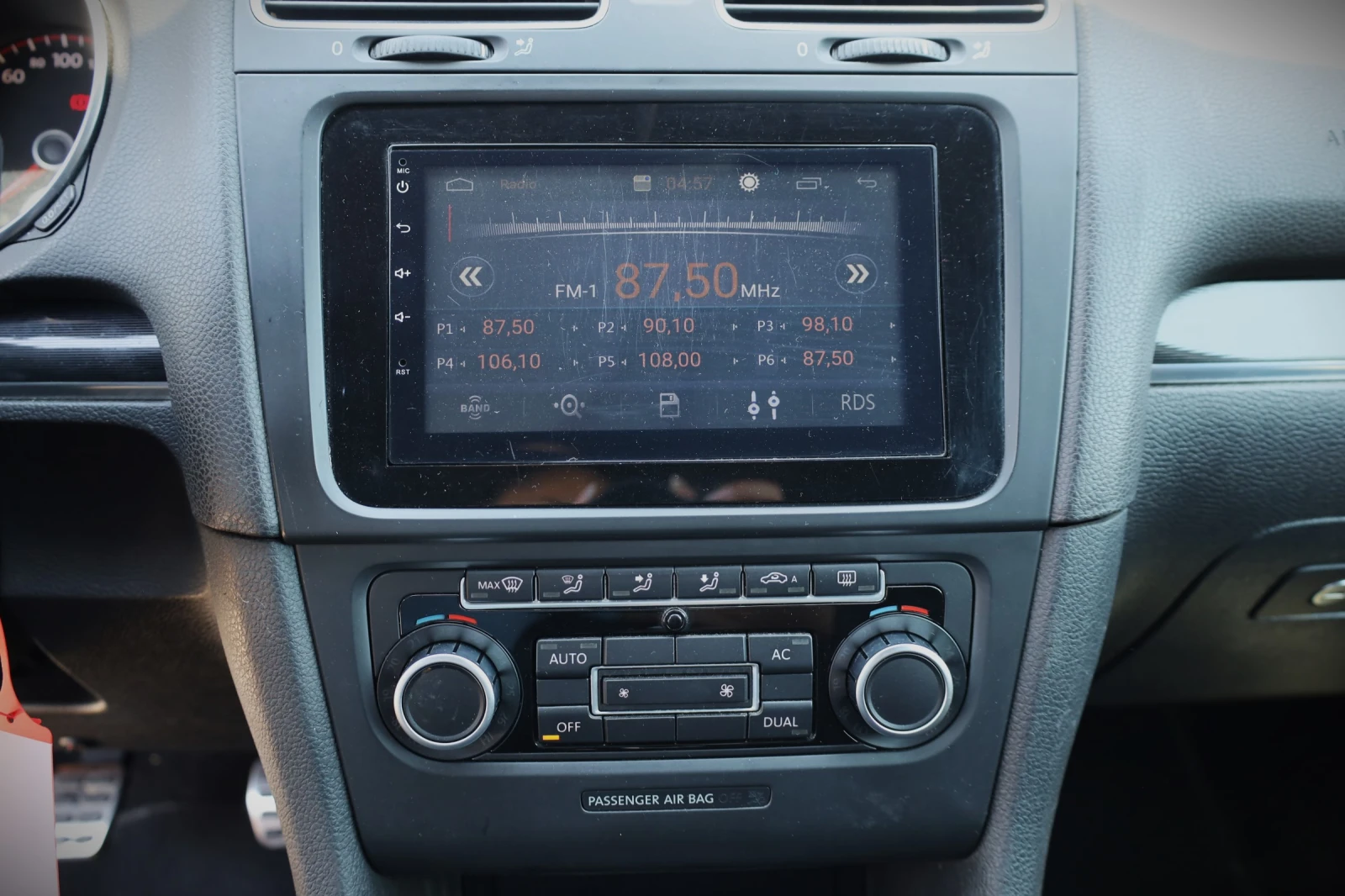 VW Golf GTD 2.0 TDI, снимка 13 - Автомобили и джипове - 55067996
