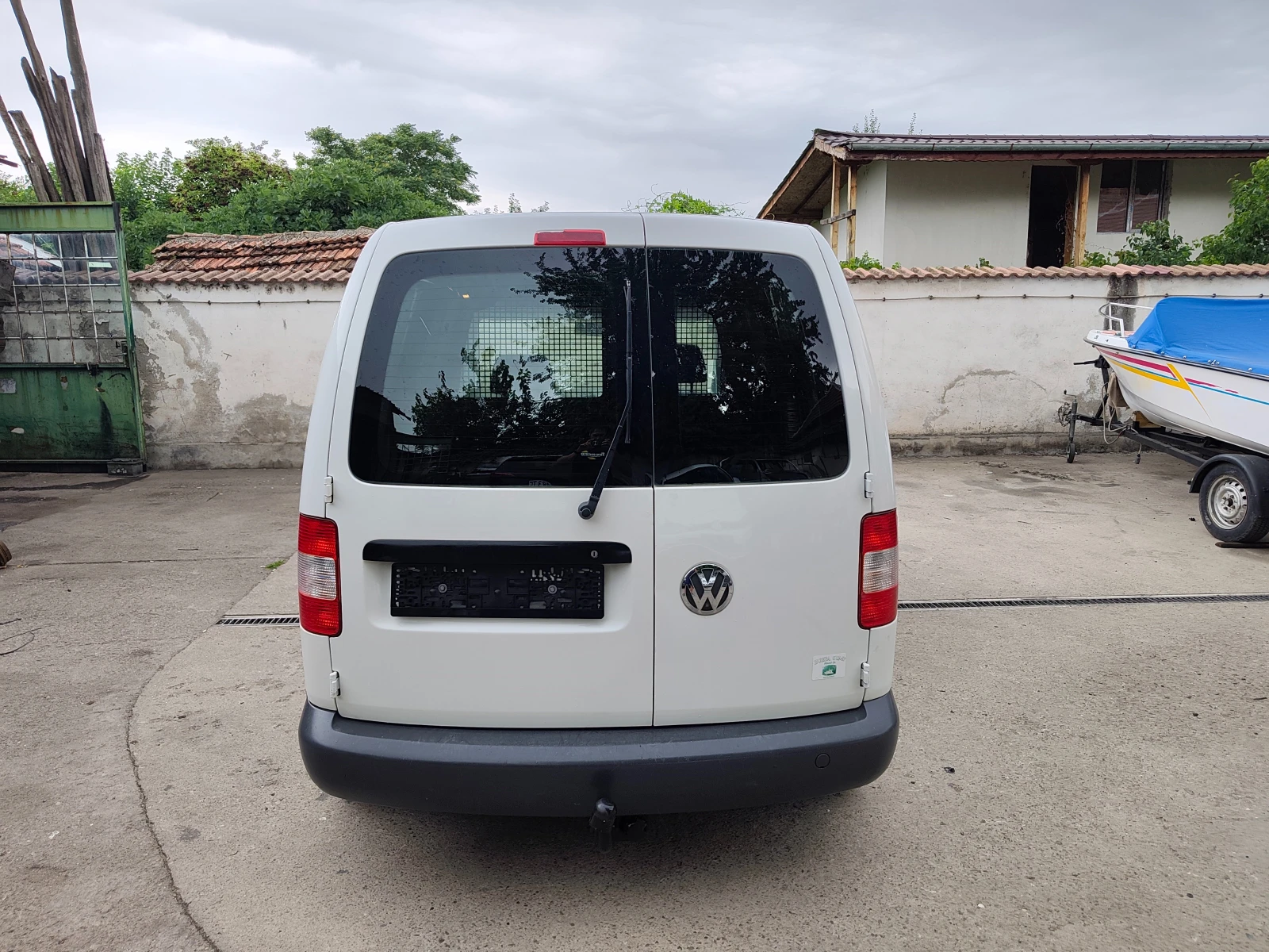 VW Caddy 1.9TDI КЛИМАТИК, снимка 8 - Автомобили и джипове - 55380098