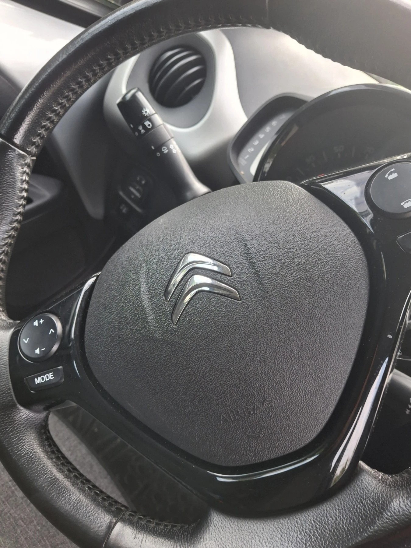 Citroen C1, снимка 4 - Автомобили и джипове - 55780466