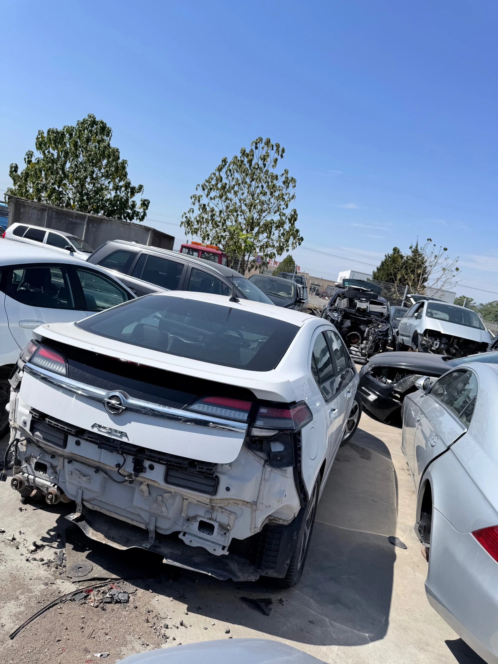 Opel Ampera, снимка 3 - Автомобили и джипове - 55898876