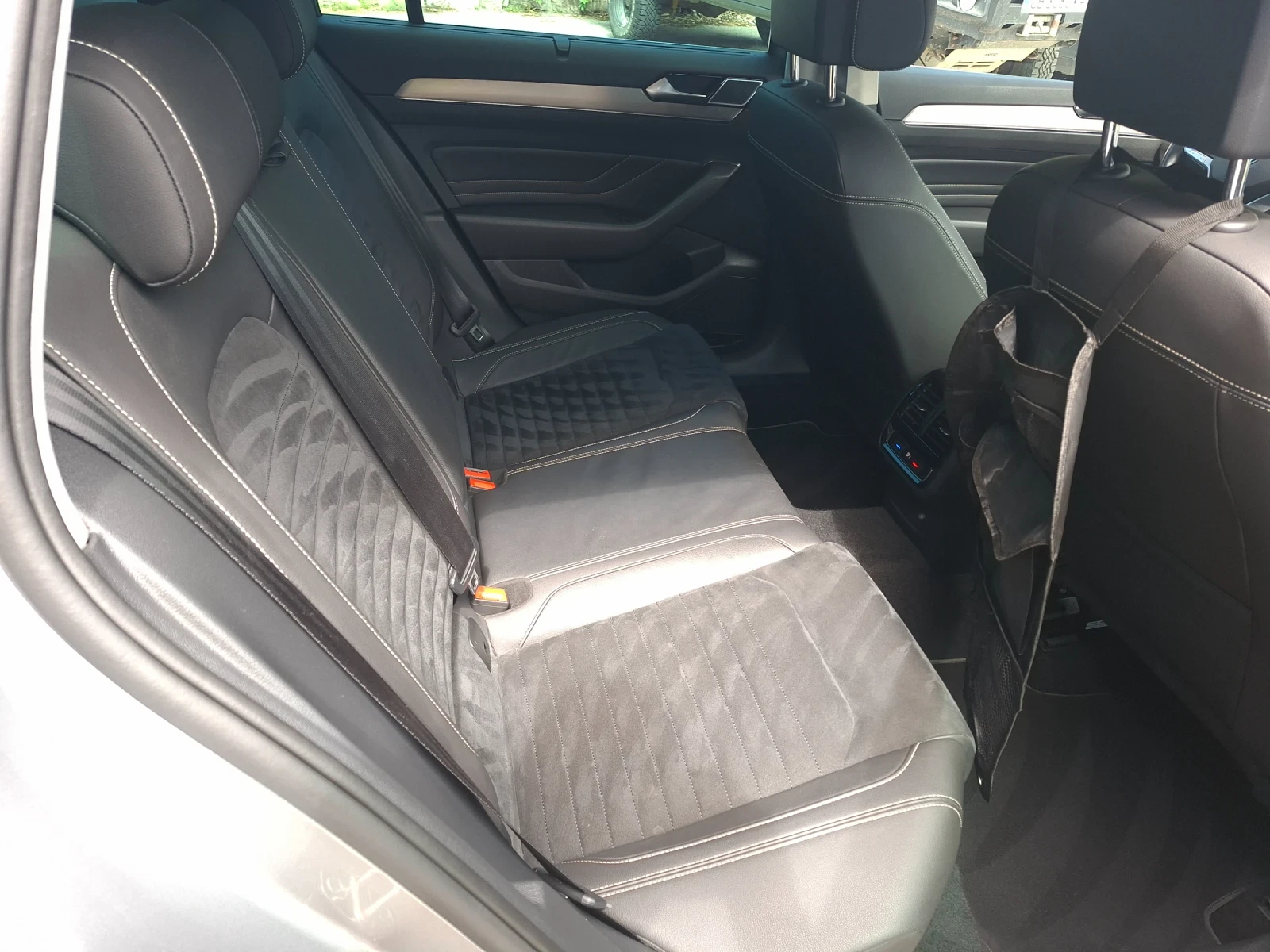 VW Passat 2.0 TDI DSG, снимка 12 - Автомобили и джипове - 56234180