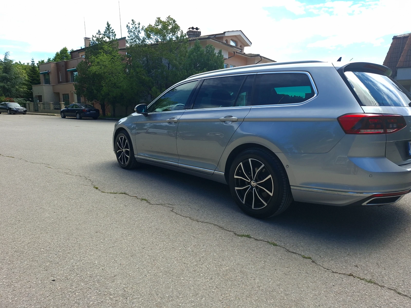 VW Passat 2.0 TDI DSG, снимка 4 - Автомобили и джипове - 56234180
