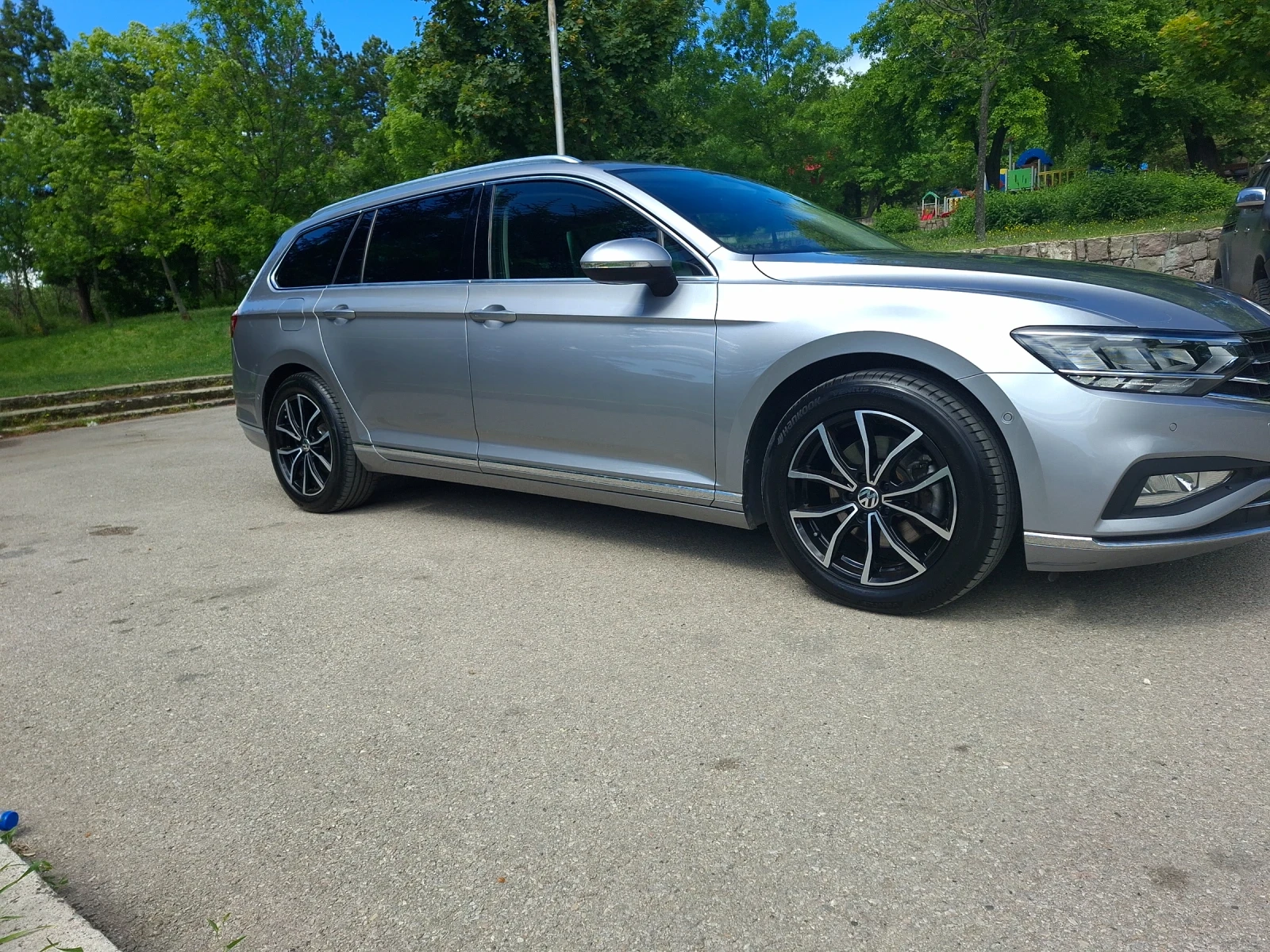VW Passat 2.0 TDI DSG, снимка 2 - Автомобили и джипове - 56234180