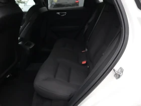 Volvo XC60 T6 Recharge Plug-in Hybrid AWD, снимка 6