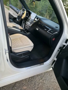 Mercedes-Benz ML 350  4MAT#AMG#DESIGNO#TV#DISTRONIK#OBDUHVANE, снимка 11