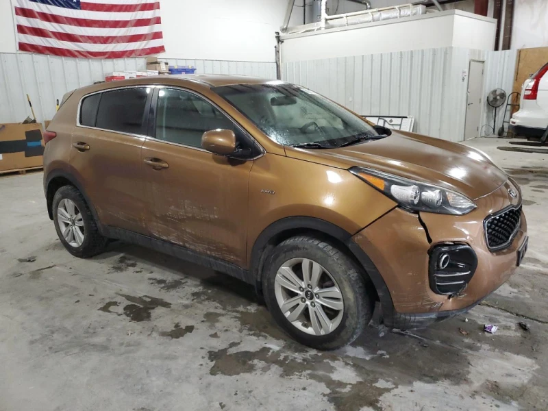 Kia Sportage LX 4X4, снимка 4 - Автомобили и джипове - 48288419