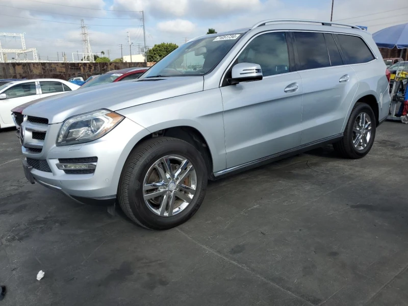 Mercedes-Benz GL 350  BLUETEC Harman/Kardon* Обдух* D.ASSIST* Подгрев* , снимка 1 - Автомобили и джипове - 48547170