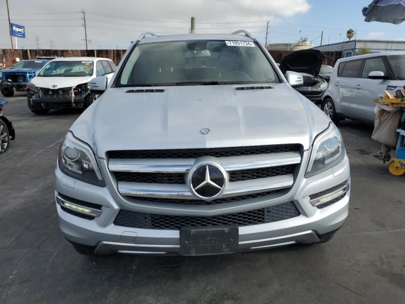 Mercedes-Benz GL 350  BLUETEC Harman/Kardon* Обдух* D.ASSIST* Подгрев* , снимка 5 - Автомобили и джипове - 48547170