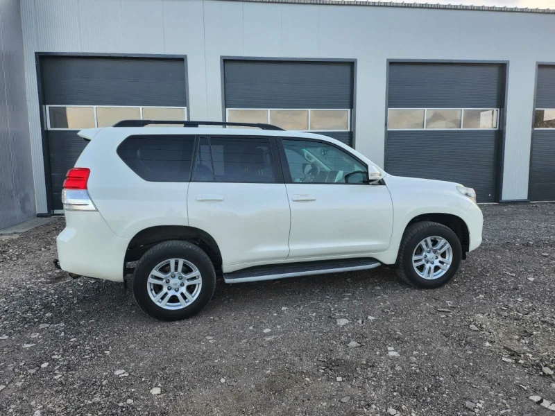 Toyota Land cruiser, снимка 2 - Автомобили и джипове - 52455502