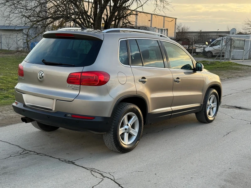 VW Tiguan 4x4 DSG, снимка 6 - Автомобили и джипове - 53024334