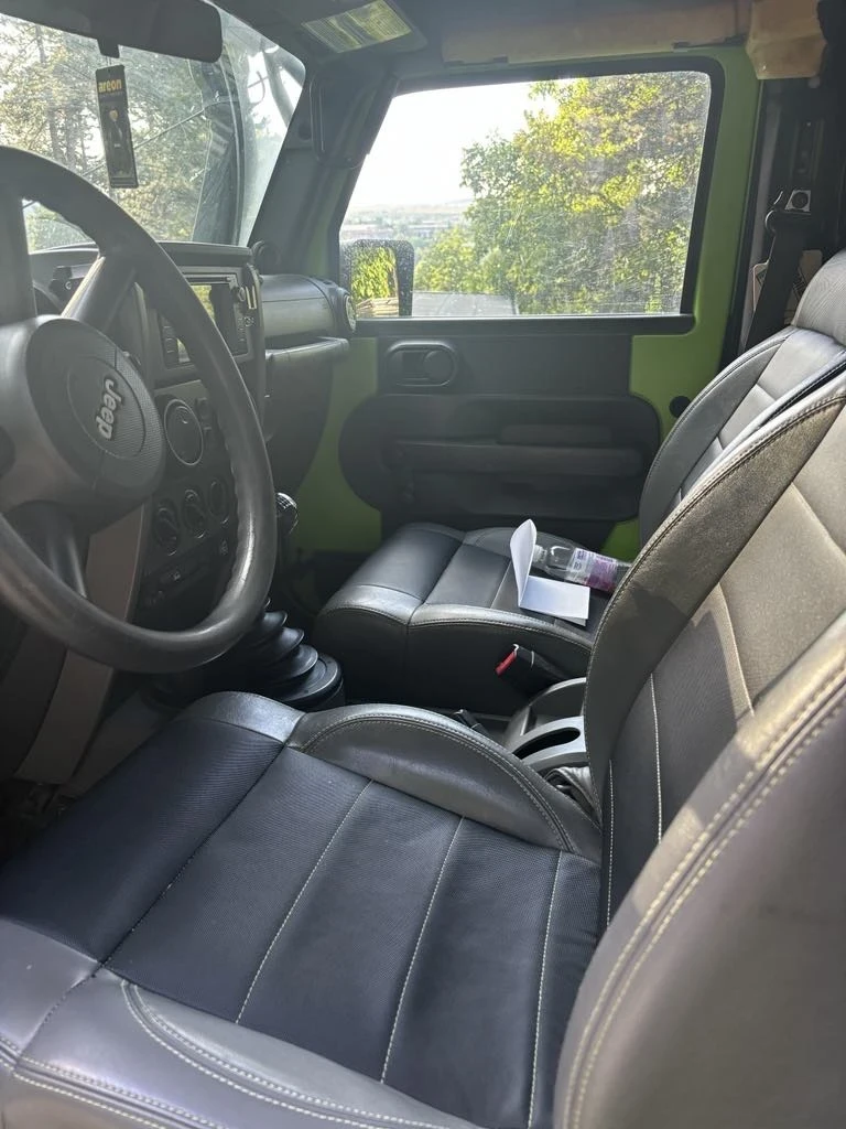 Jeep Wrangler 3.8 - изображение 9