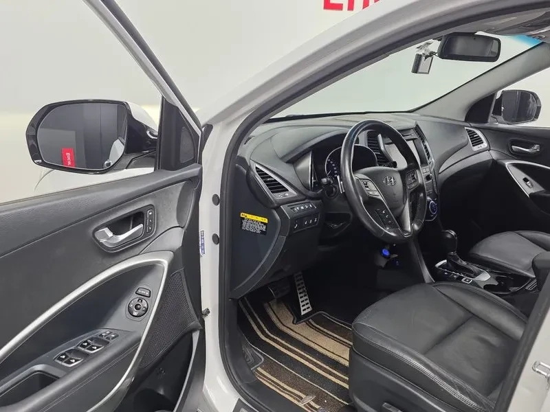 Hyundai Santa fe DIESEL 2.2 4WD EXCLUSIVE SPECIAL, снимка 10 - Автомобили и джипове - 55294007
