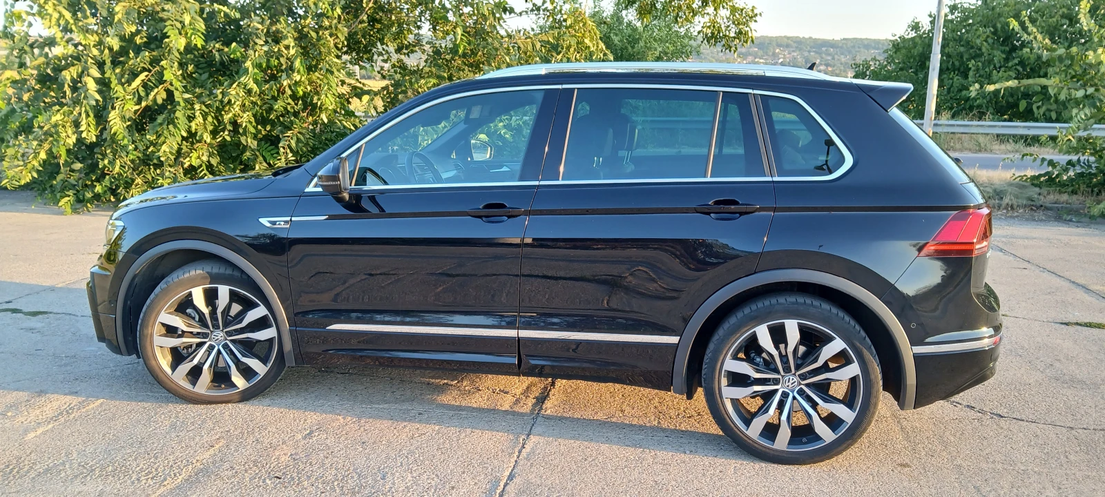 VW Tiguan R-line, снимка 1