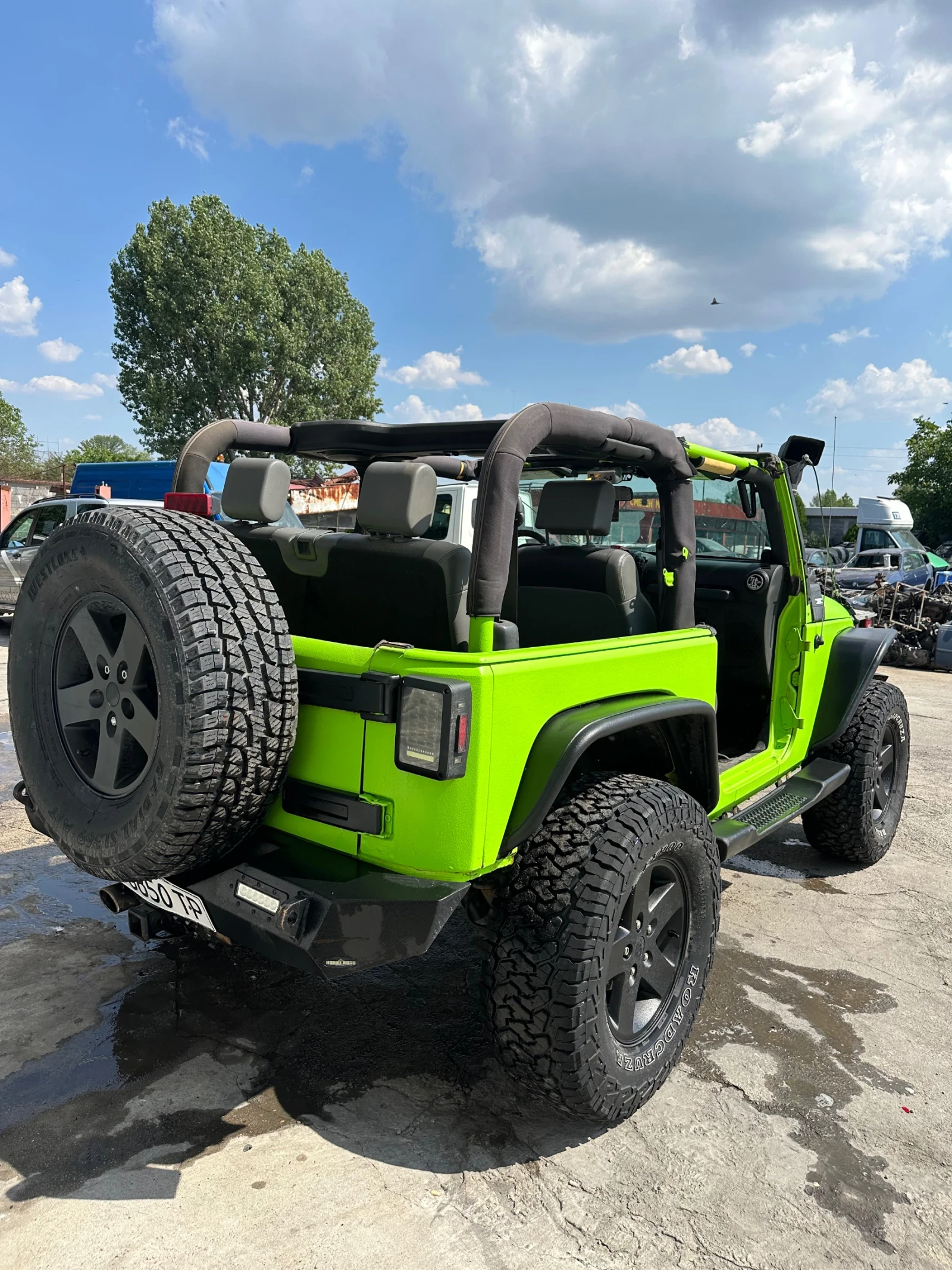Jeep Wrangler 3.8 - изображение 6