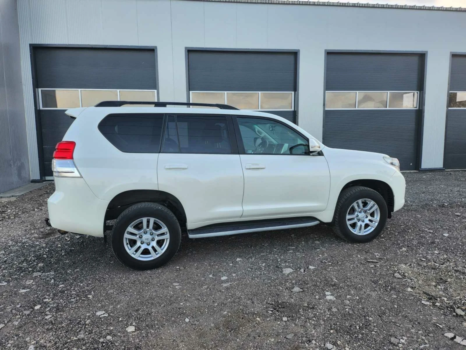 Toyota Land cruiser  - изображение 7