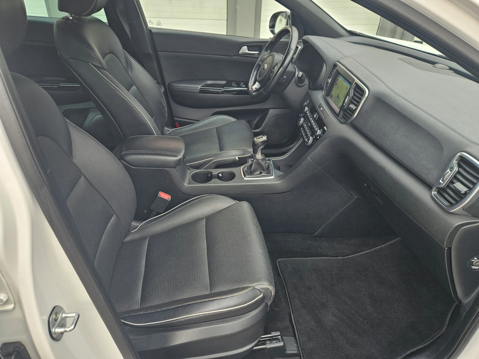 Kia Sportage 2.0 CRDi/GT Line/Navi//Xenon LED | Mobile.bg   15