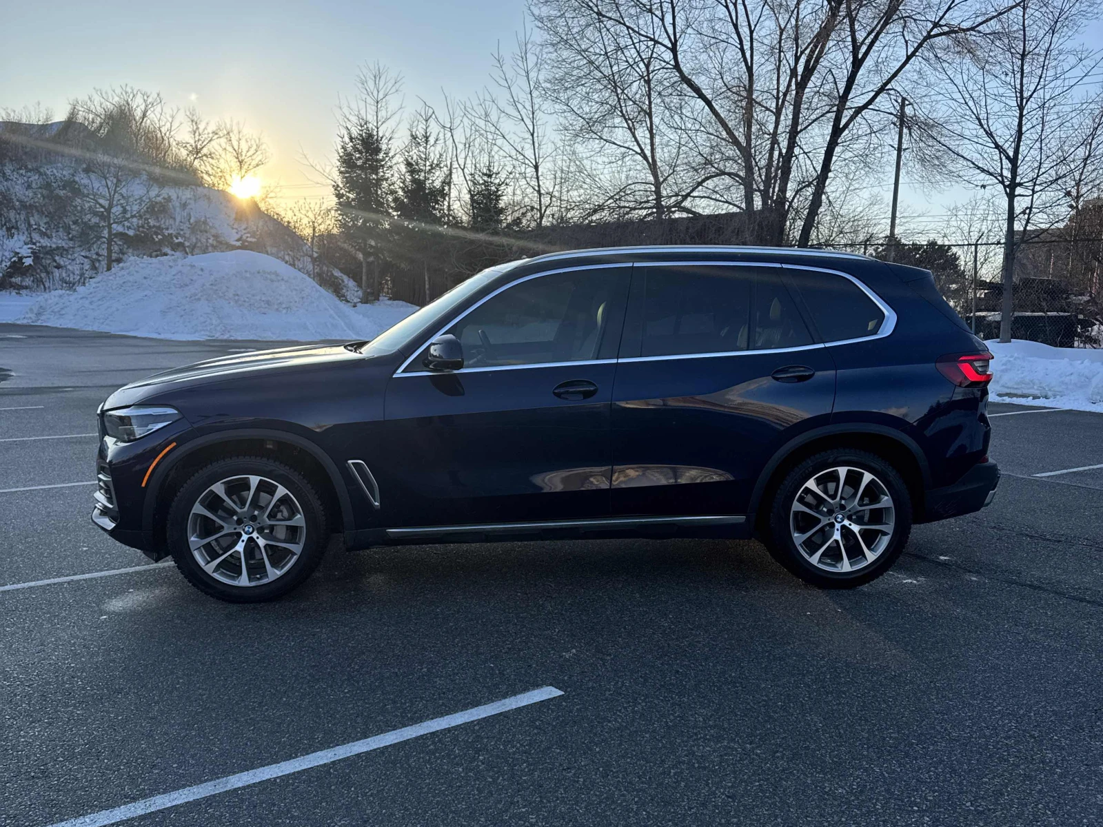 BMW X5 2022 XDRIVE40I * 360 КАМЕРА / ПОДГРЕВ / ПАНОРАМА - изображение 3