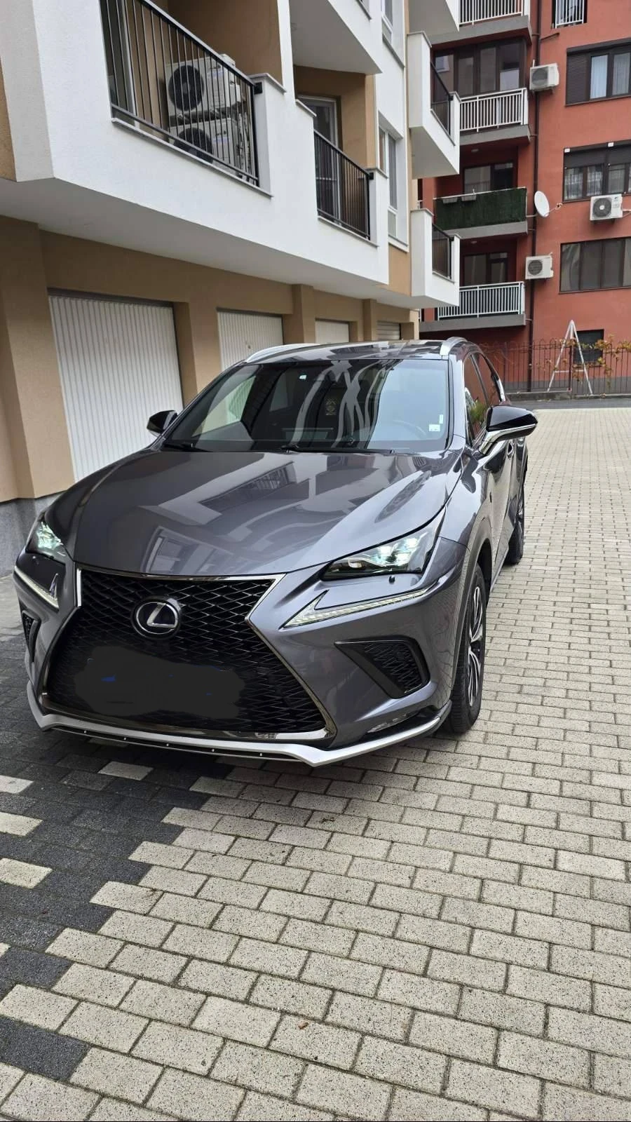 Lexus NX 300h ПЕРФЕКТЕН, F SPORT, HYBRID
