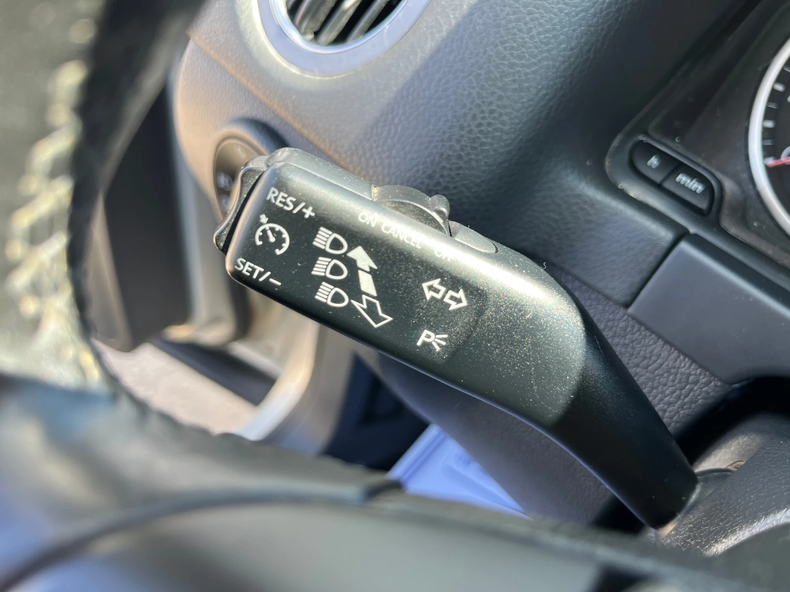 VW Tiguan 1.4 БЕНЗИН 4 MOTION, снимка 16 - Автомобили и джипове - 54124814