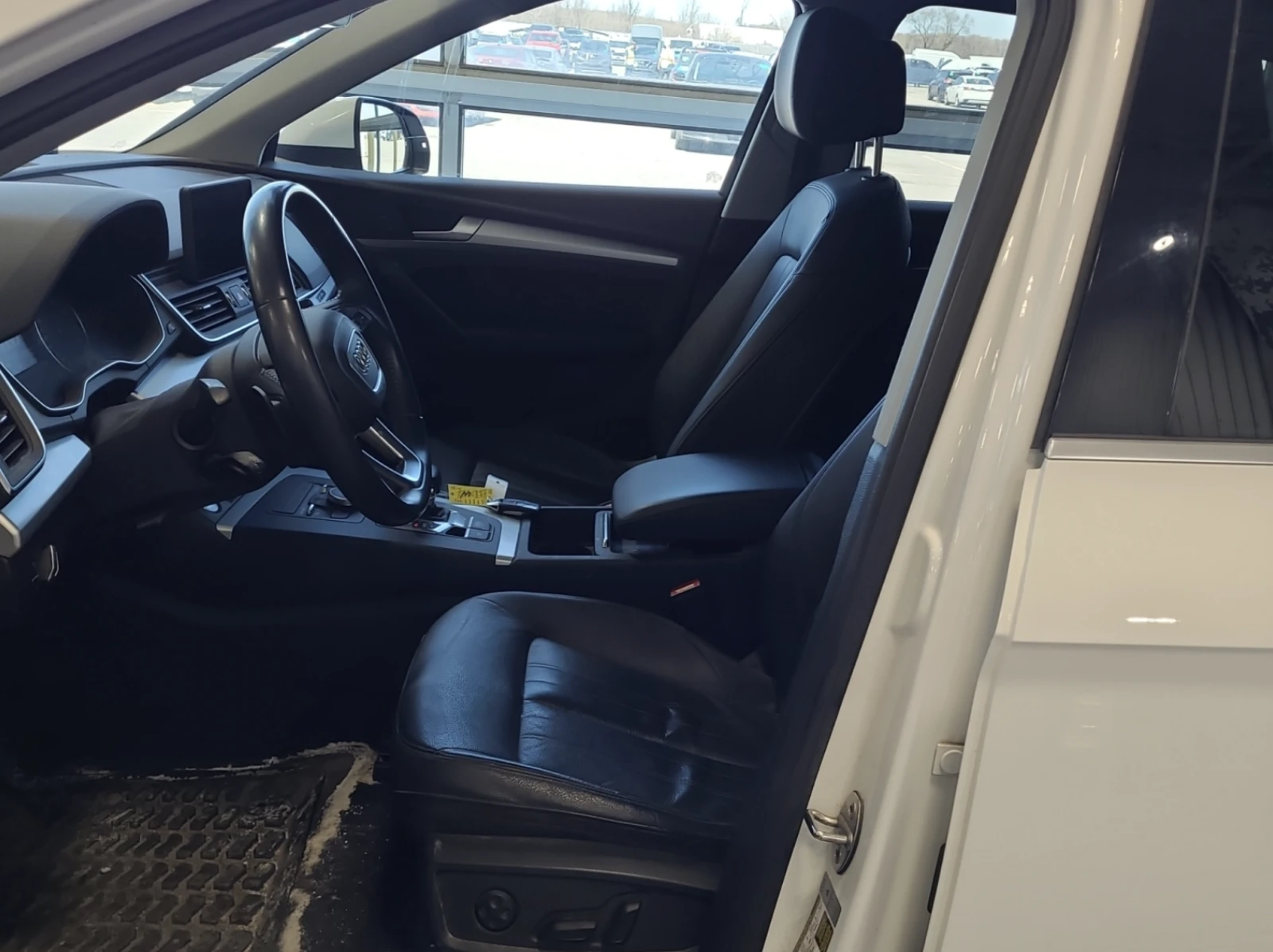 Audi Q5 2018 Audi Q5 PREMIUM, снимка 5 - Автомобили и джипове - 54342237