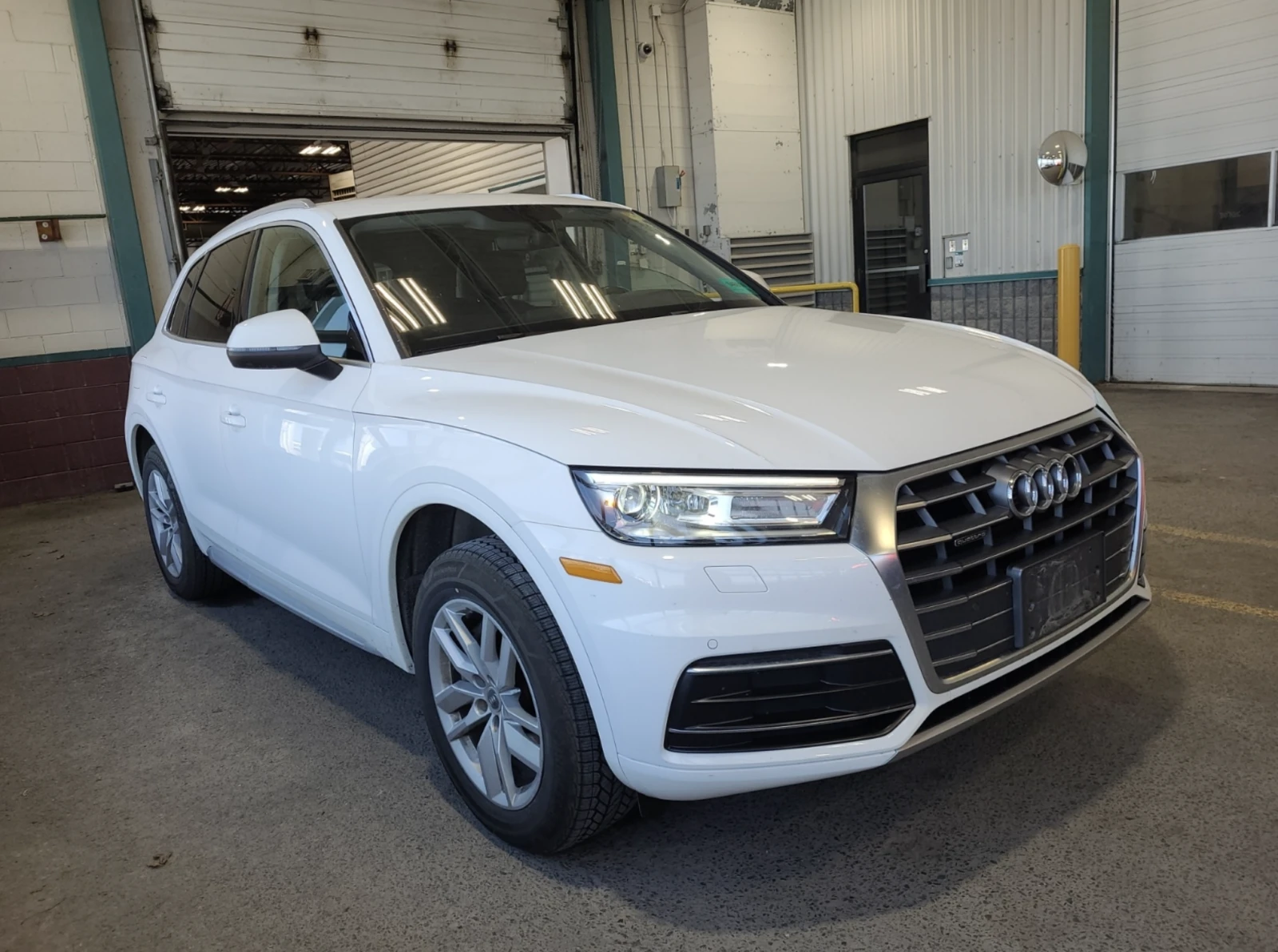 Audi Q5 2018 Audi Q5 PREMIUM, снимка 2 - Автомобили и джипове - 54342237