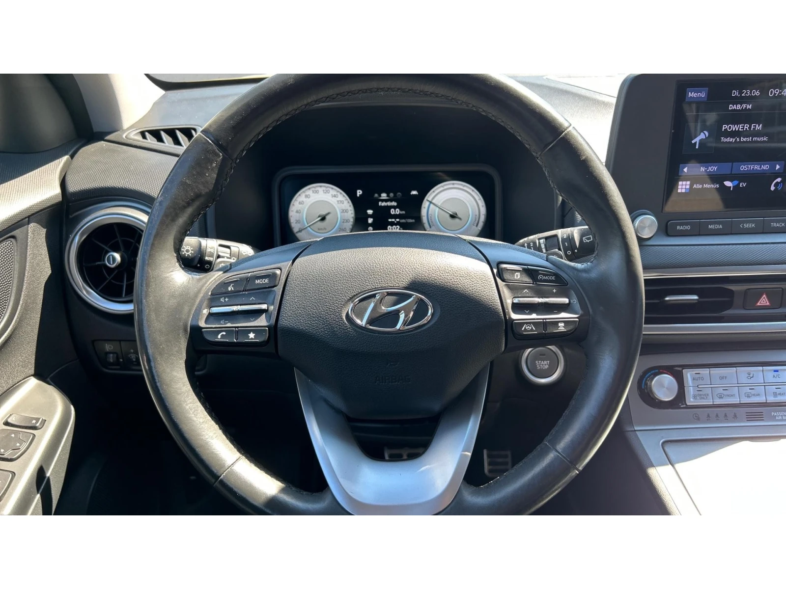 Hyundai Kona Месечна вноска от 250  , снимка 13 - Автомобили и джипове - 55012941