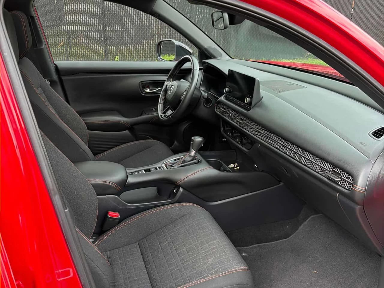 Honda Hr-v * Sport * CARFAX * ЛИЦЕНЗИРАН ДИЛЪР, снимка 16 - Автомобили и джипове - 55541443