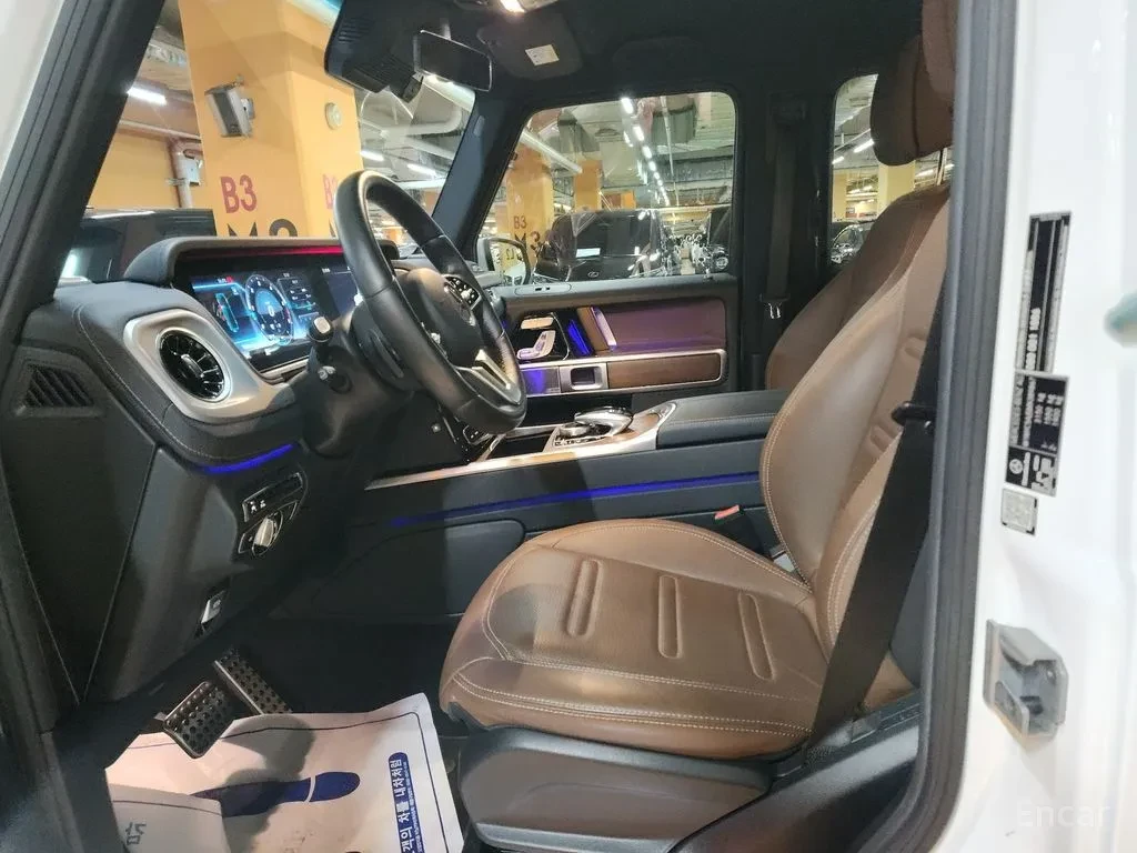 Mercedes-Benz G 400 DISTRONIC | HEADS UP | VENTED | 360, снимка 7 - Автомобили и джипове - 55960396
